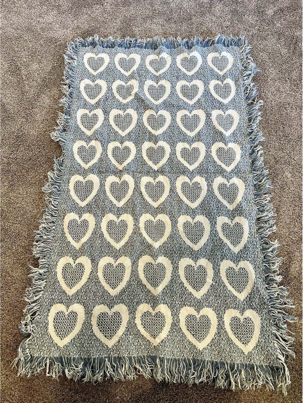 VTG 90s Blue & White Reverse Heart  WovenFringe Throw Blanket 45x28 Baby